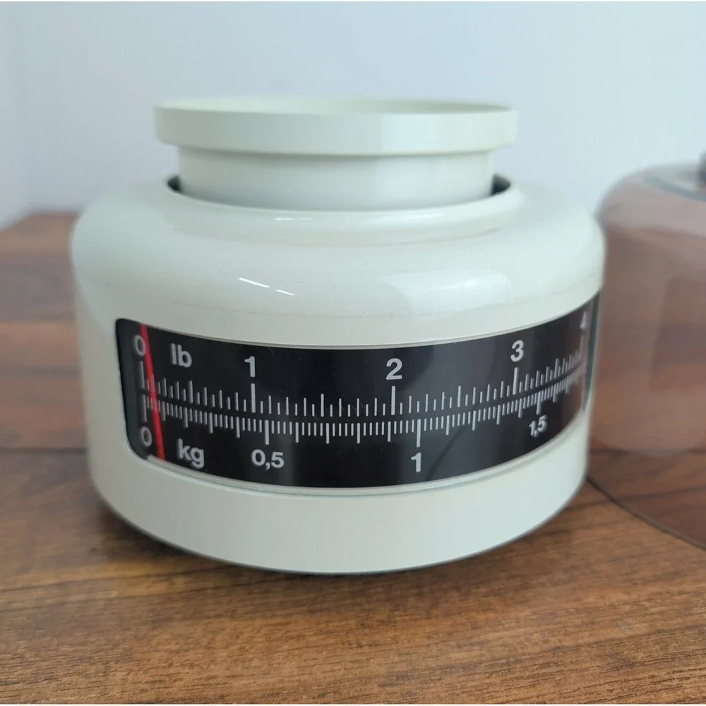 Vintage 4lb / 2 kg Kitchen Scale – Mechanical Retro Cream Scale w Removable Tray
